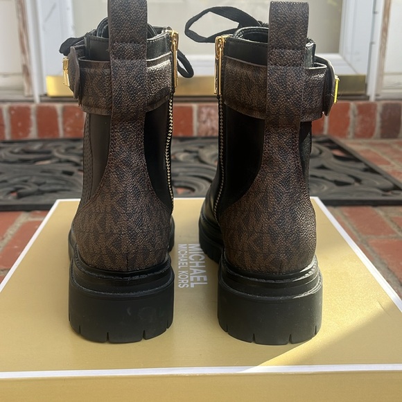 Michael Kors Stark Bootie - Picture 7 of 16